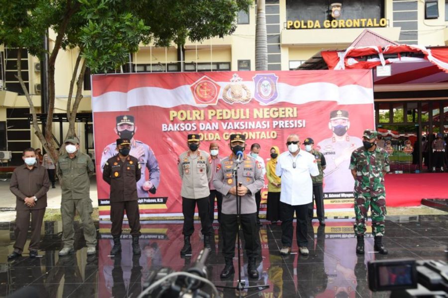  Kapolri Apresiasi Vaksinasi di Gorontalo Tembus 70 Persen