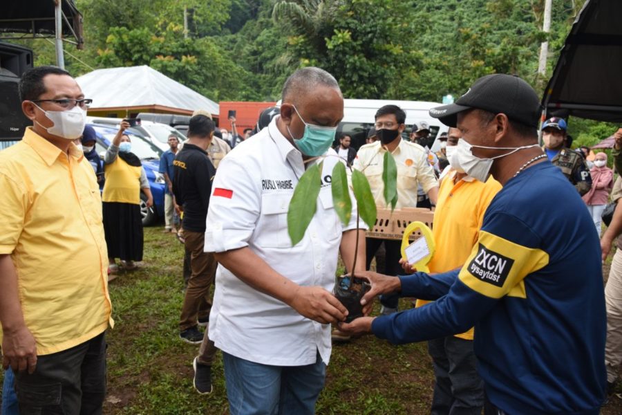  Gubernur Ingin Bangkitkan Kembali Kejayaan Durian Gorontalo