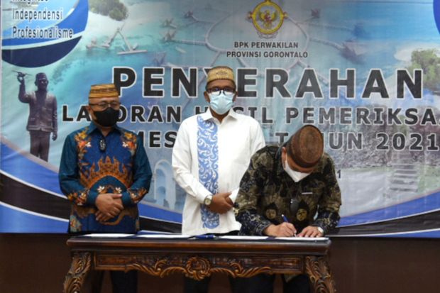  Pemprov Gorontalo Terima LHP Kinerja Vaksinasi COVID-19