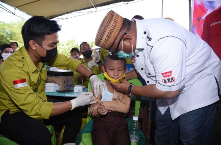  Gubernur Gorontalo Semangati Anak-Anak Agar Berani Vaksin 