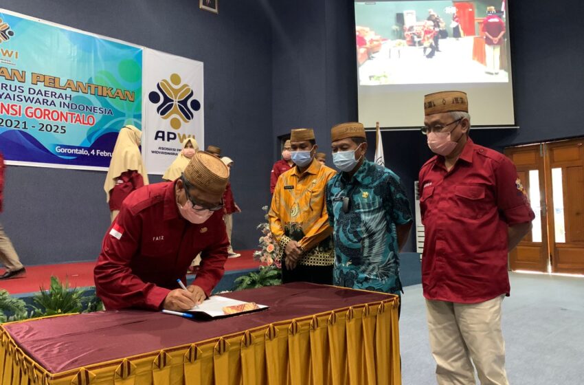  Sekdaprov Gorontalo Hadiri Pelantikan APWI Gorontalo