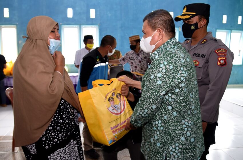  Warga Bone Pantai Nikmati BLP3G