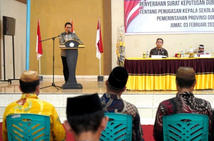  Lantik Sejumlah Kepala Sekolah, Penjagub Gorontalo Beri Pesan Mendalam   