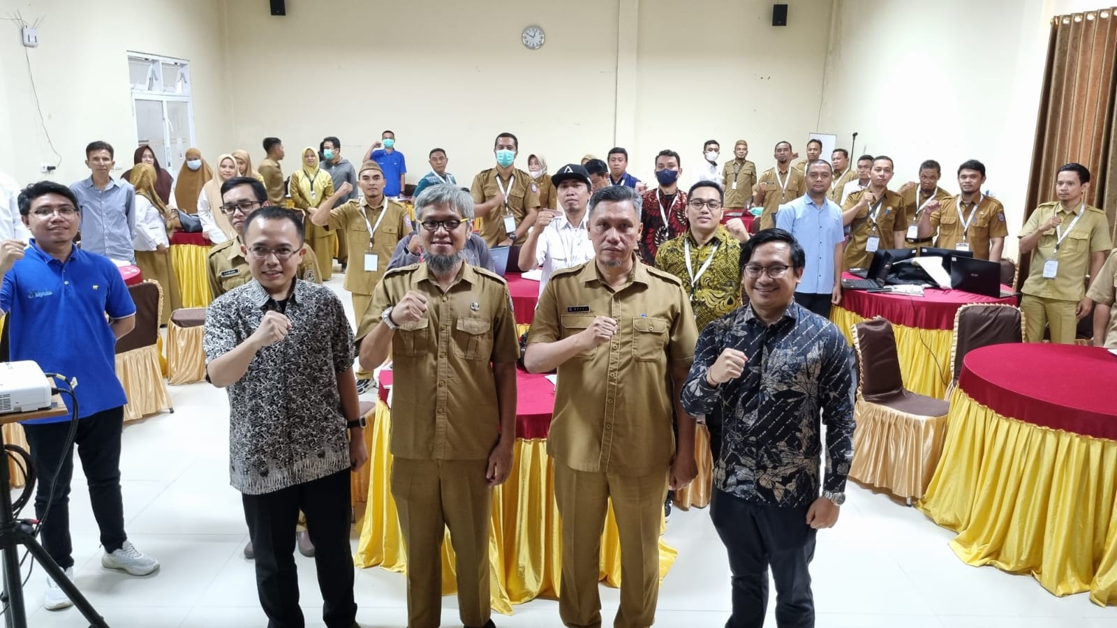  Diskomfotik Gelar Pembekalan Pengelola TIK di Gorontalo