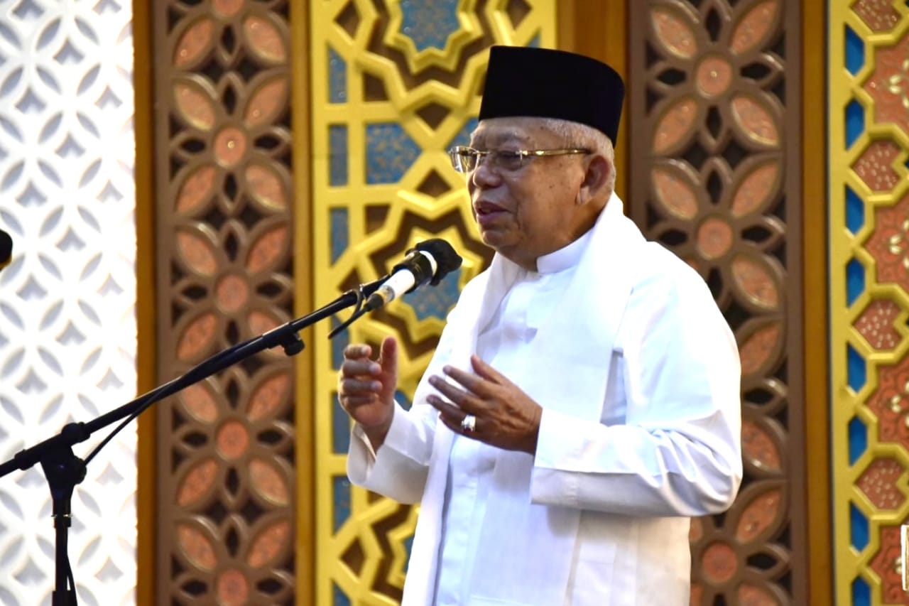  KH Ma’ruf Amin Ajak Warga Raih Lailatul Qadar