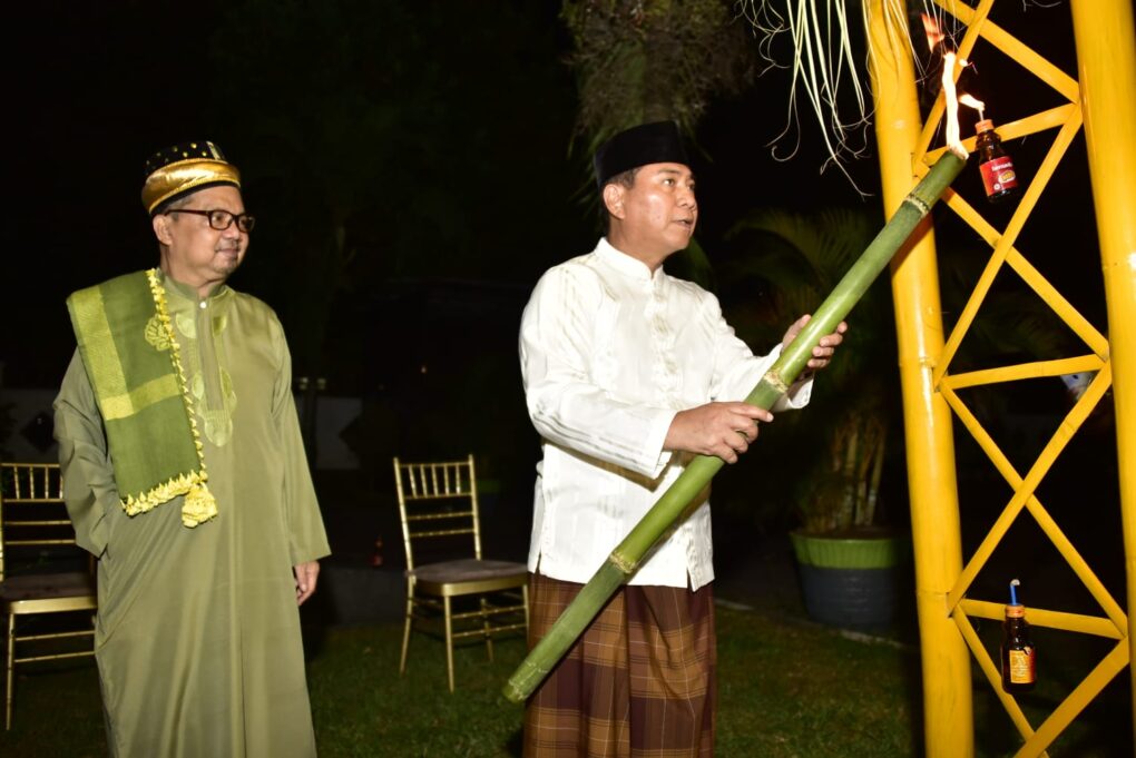  Penjabat Sekda Rayakan Malam Pasang Lampu di Rumah Jabatan 