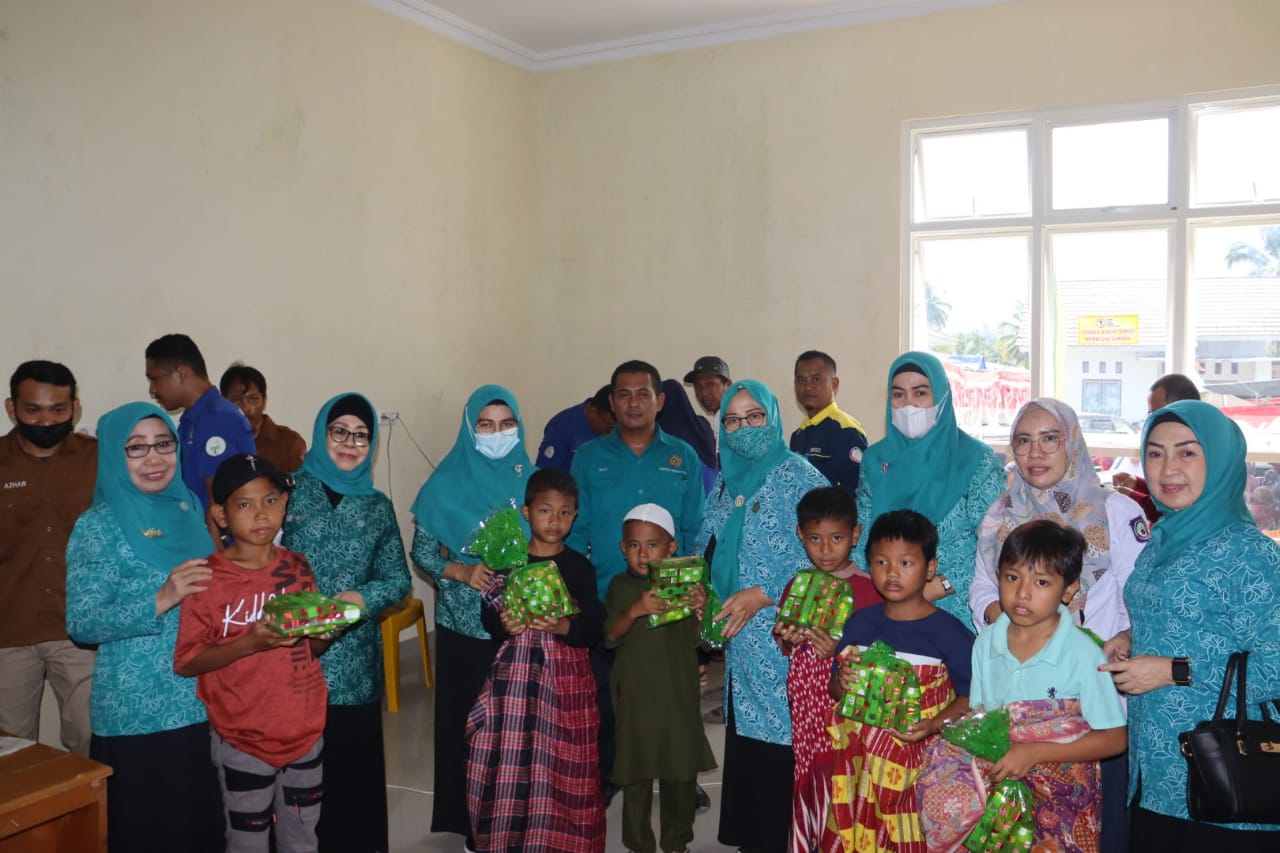  Chairwoman of the Provincial PKK Visit Public Health Care in Taluditi