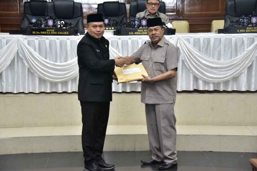  Tujuh Fraksi DPRD Gorontalo Menerima Ranperda Pertanggungjawaban APBD 2022