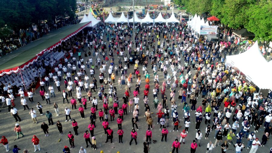  Ratusan Warga Padati CFD Perdana di Lapangan Taruna