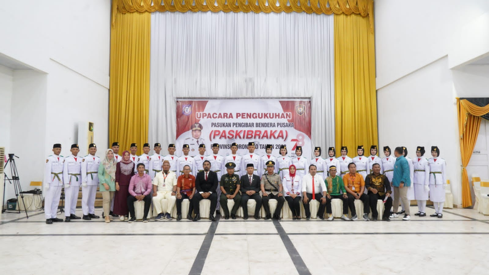  Penjagub Ismail Kukuhkan Paskibraka Provinsi Gorontalo Tahun 2023