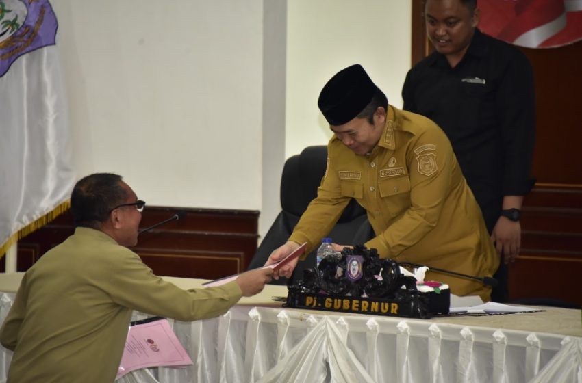  Tujuh Fraksi DPRD Gorontalo Menerima Ranperda APBD TA 2024   