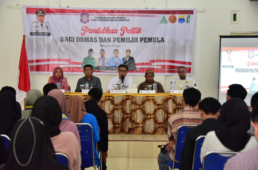  Kesbangpol Gelar Pendidikan Politik Bagi Ormas dan Pemilih Pemula