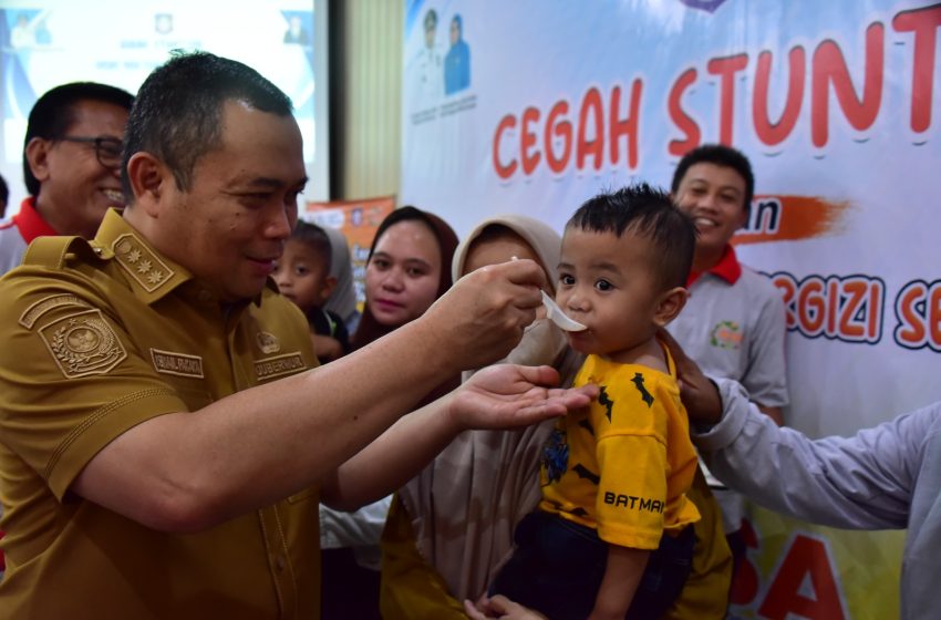  125 Anak Tengkes di Telaga Cs Terima Makanan Tambahan