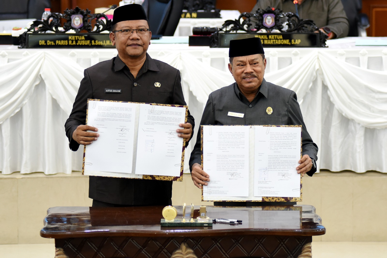  Pemprov – DPRD Gorontalo Menyetujui Ranperda Perizinan Berusaha