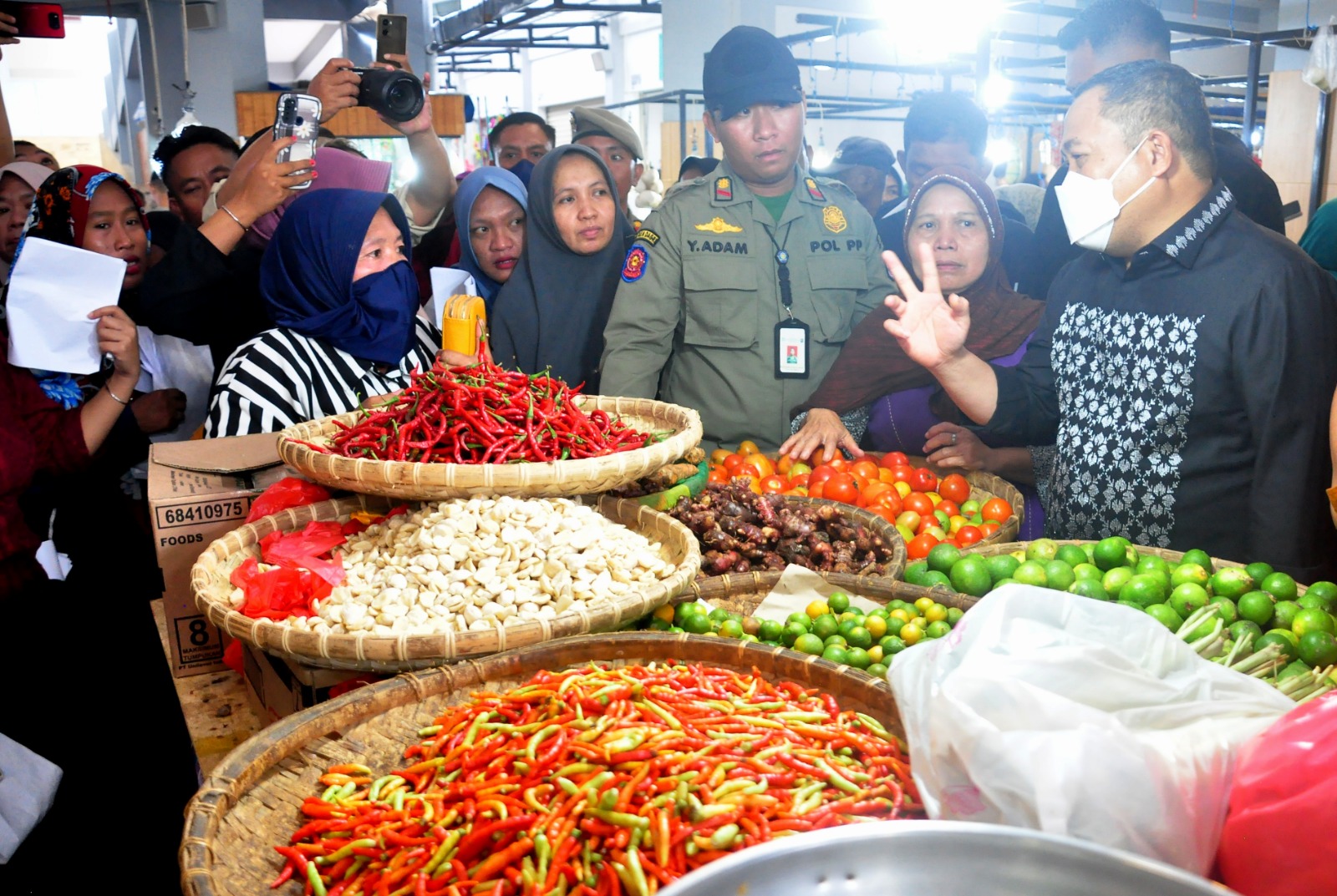  Pemprov Gorontalo Gelar Pasar Murah Cabai dan Tomat