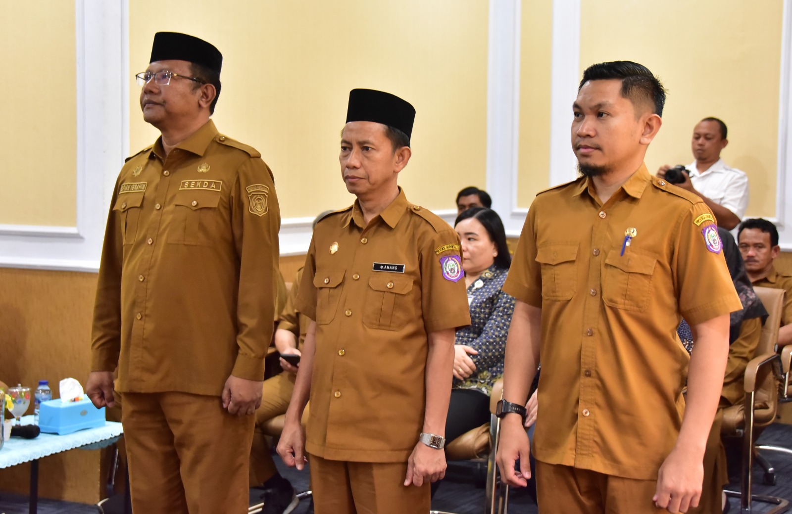  Dewan Pengawas BLUD RSUD dr. Hasri Ainun Habibie Resmi Dilantik