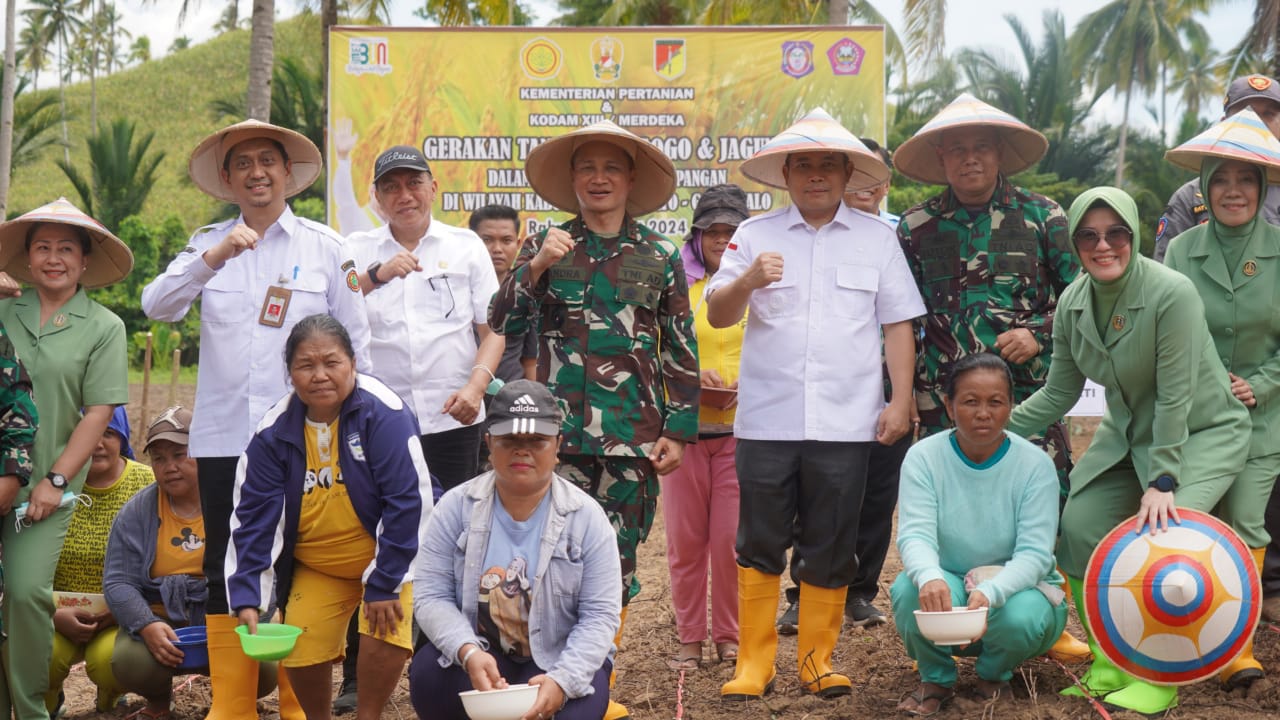  Penjagub Gorontalo Canangkan Gerakan Tanam Padi Gogo