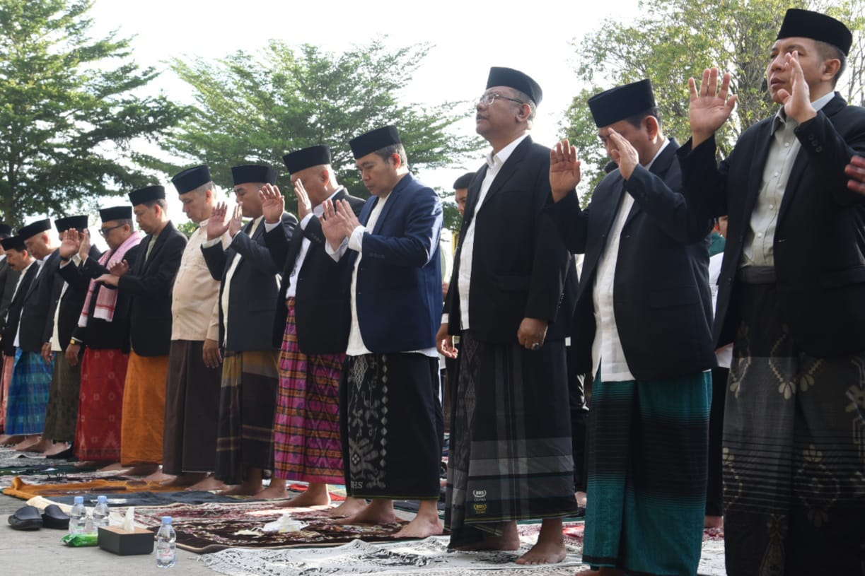  Salat Idulfitri 1445 Hijriah di Taruna Remaja Berlangsung Khidmat