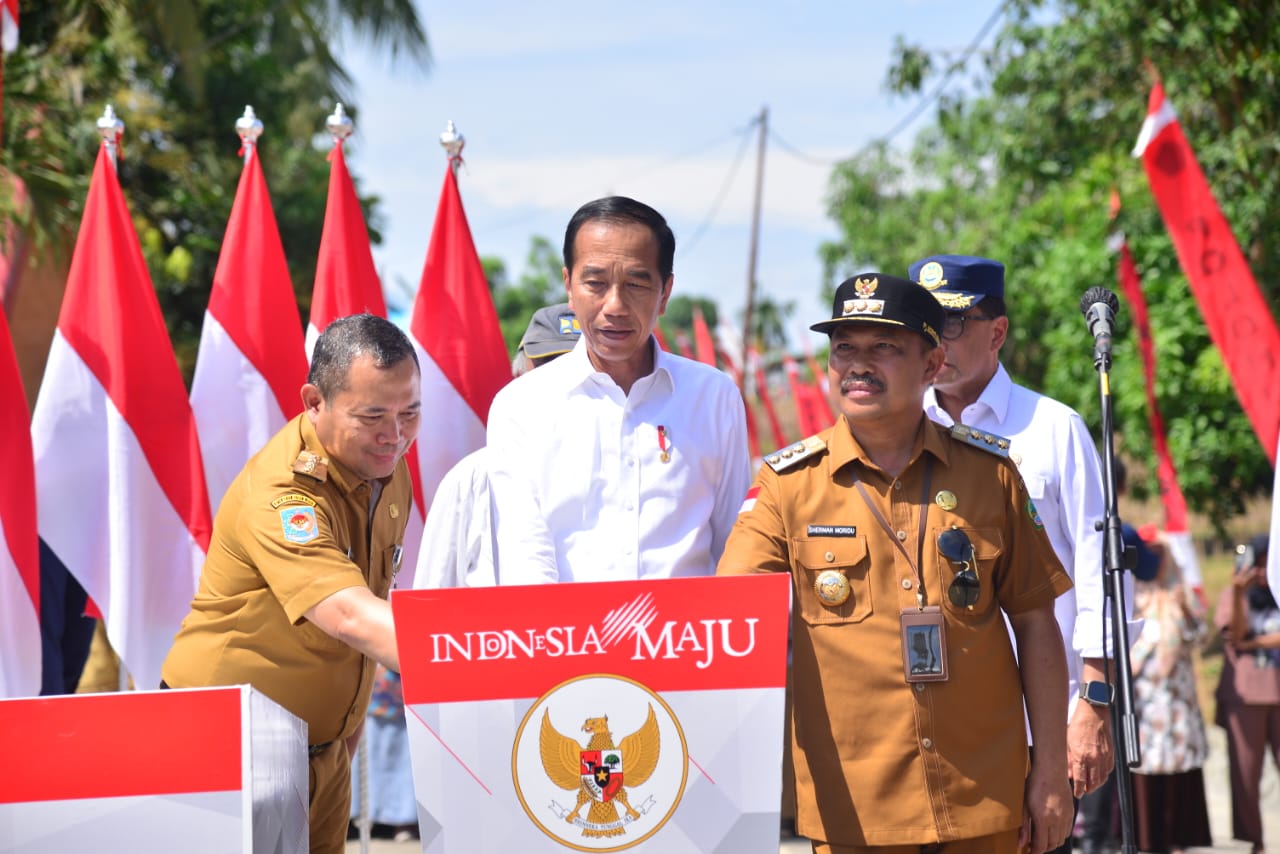  Inpres Jalan Daerah di Gorontalo Diresmikan Presiden Jokowi   