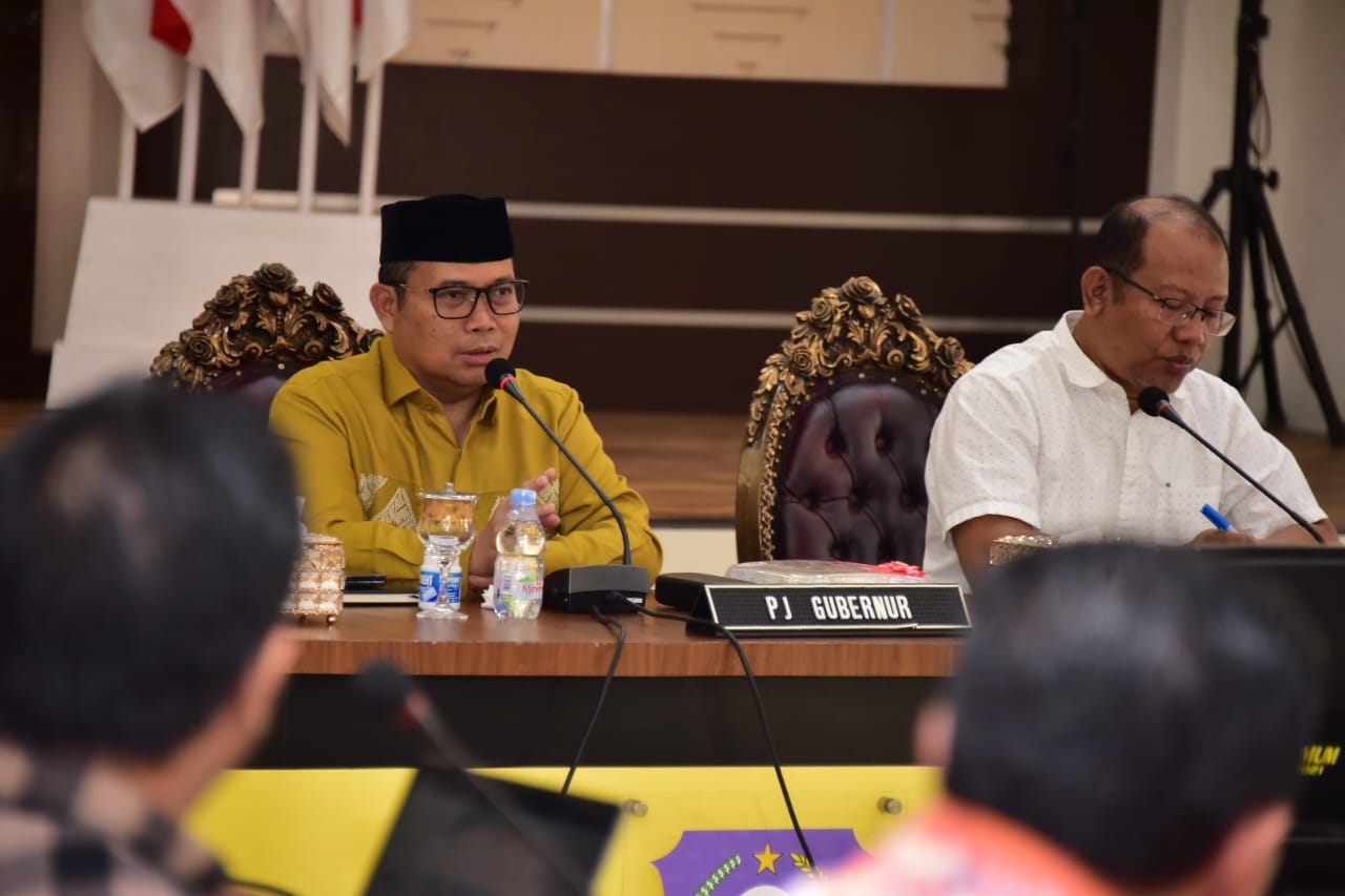  Pemprov Serahkan Keputusan Akhir Politeknik Gorontalo di Yayasan   