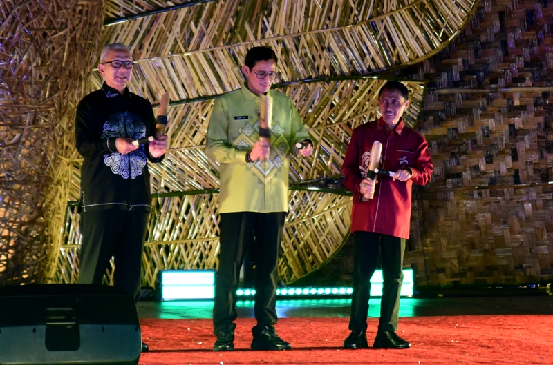  Menparekraf Buka Festival Pesona Danau Limboto 2024