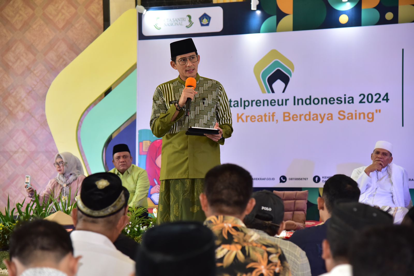  Menparekraf Minta Gen Z Jadikan Digitalisasi Ladang Rupiah