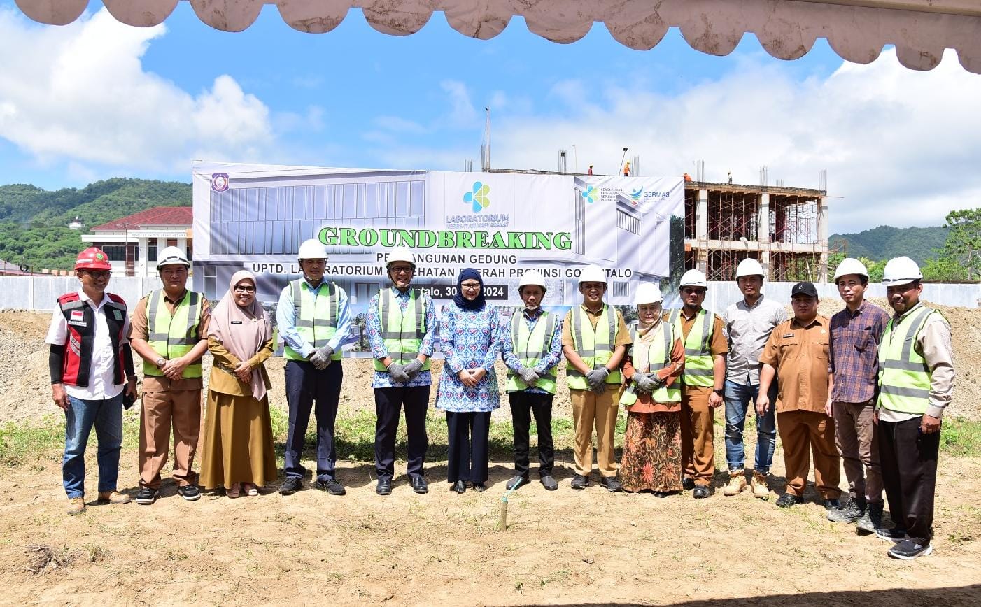  Pj. Gubernur Letakkan Batu Pertama Pembangunan UPTD Labkesda Provinsi Gorontalo