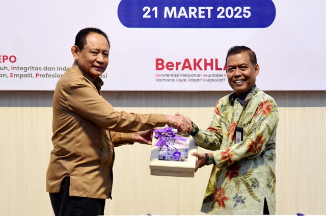  Pemprov Gorontalo Serahkan Laporan Keuangan Unaudited Tahun 2024