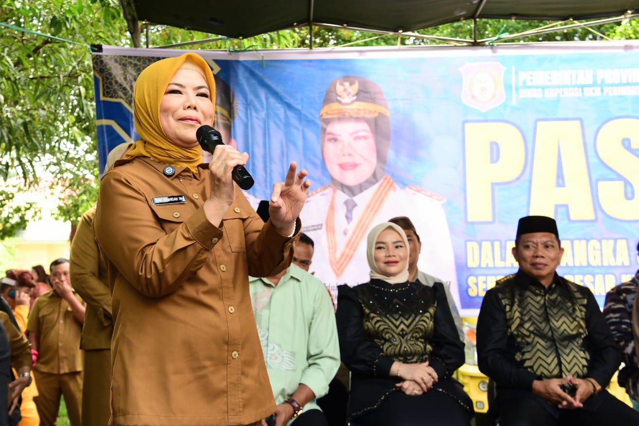  Vice Governor Idah Syahidah Announce Initiative to End Plastic Waste