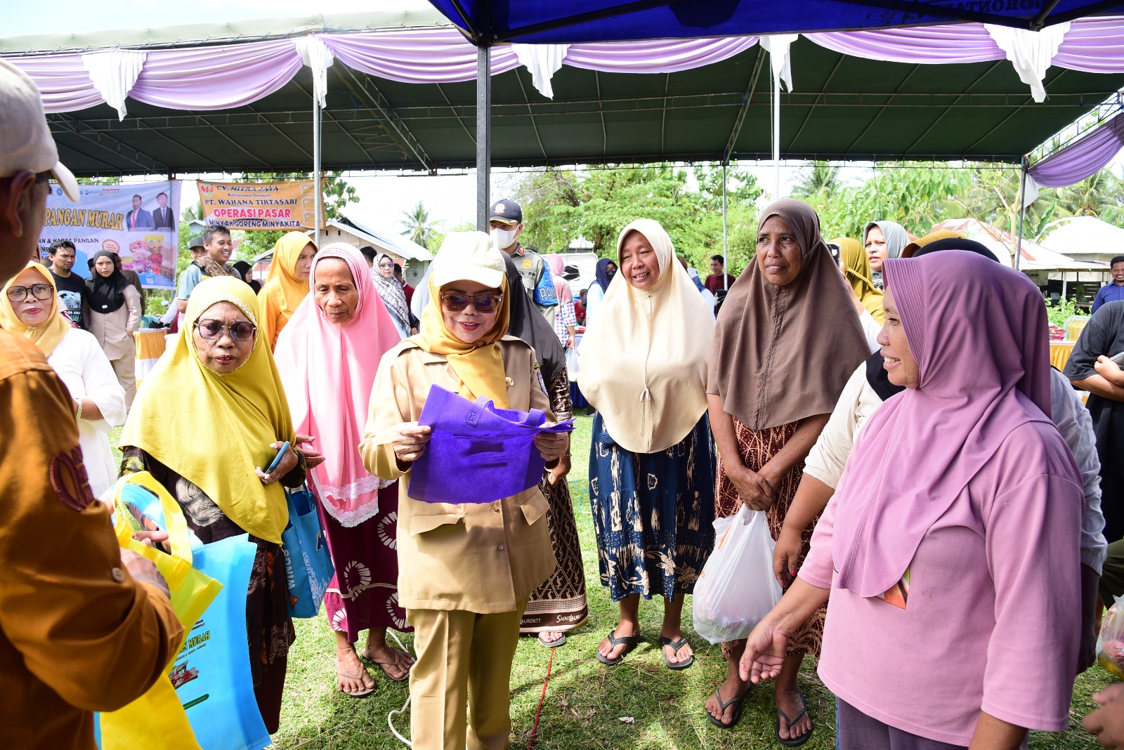  Masyarakat Gorontalo Diharapkan Bawa Tas Non Plastik sendiri Setiap Berbelanja    