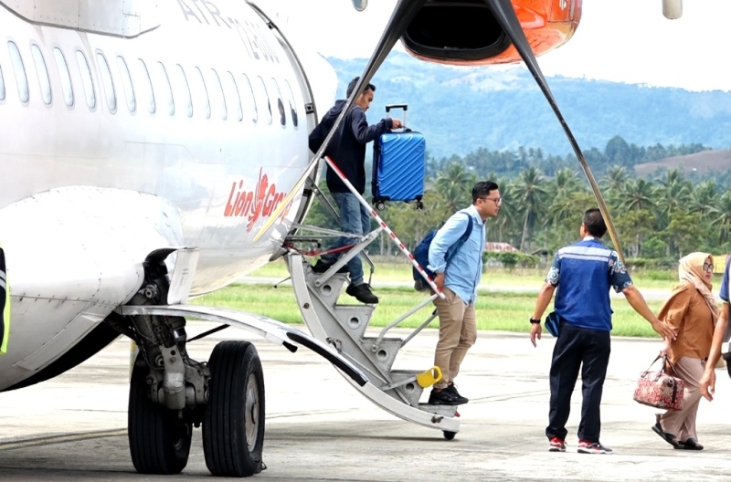  Wings Air Reopens New Route from Manado, A Frenchman : Good Option than Taking a Long Bus