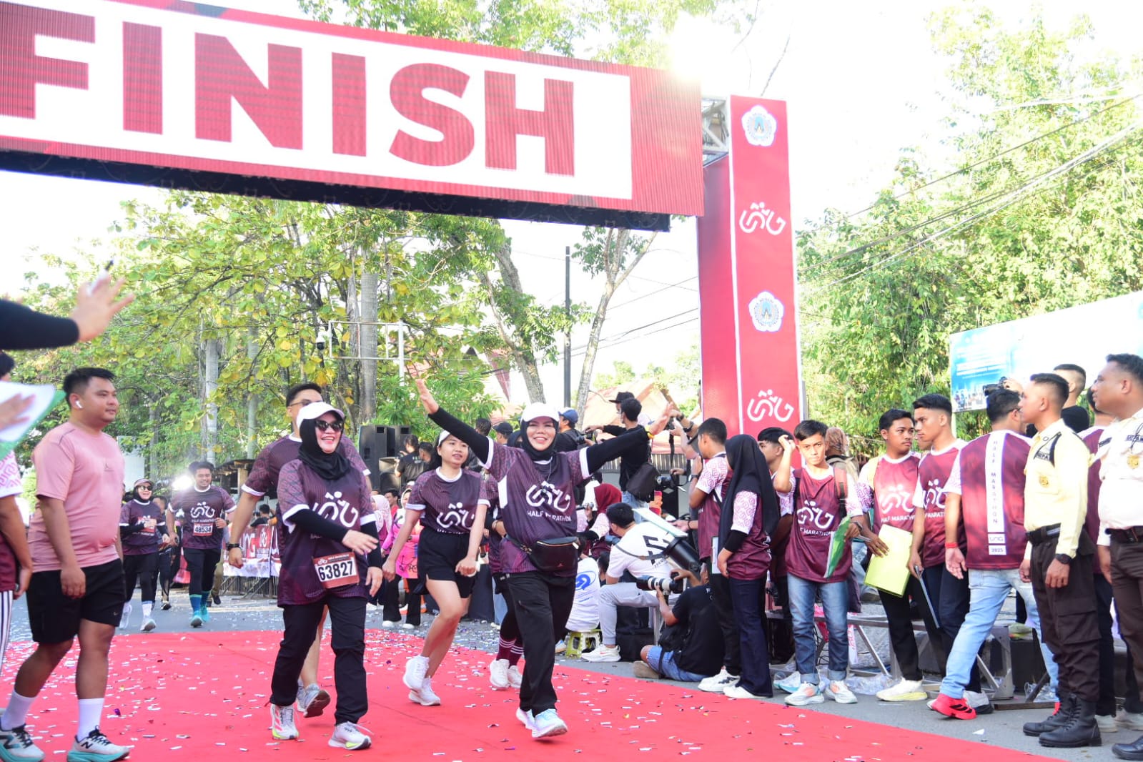  Wagub Idah Syahidah Turut Meriahkan UNG Half Marathon 2025