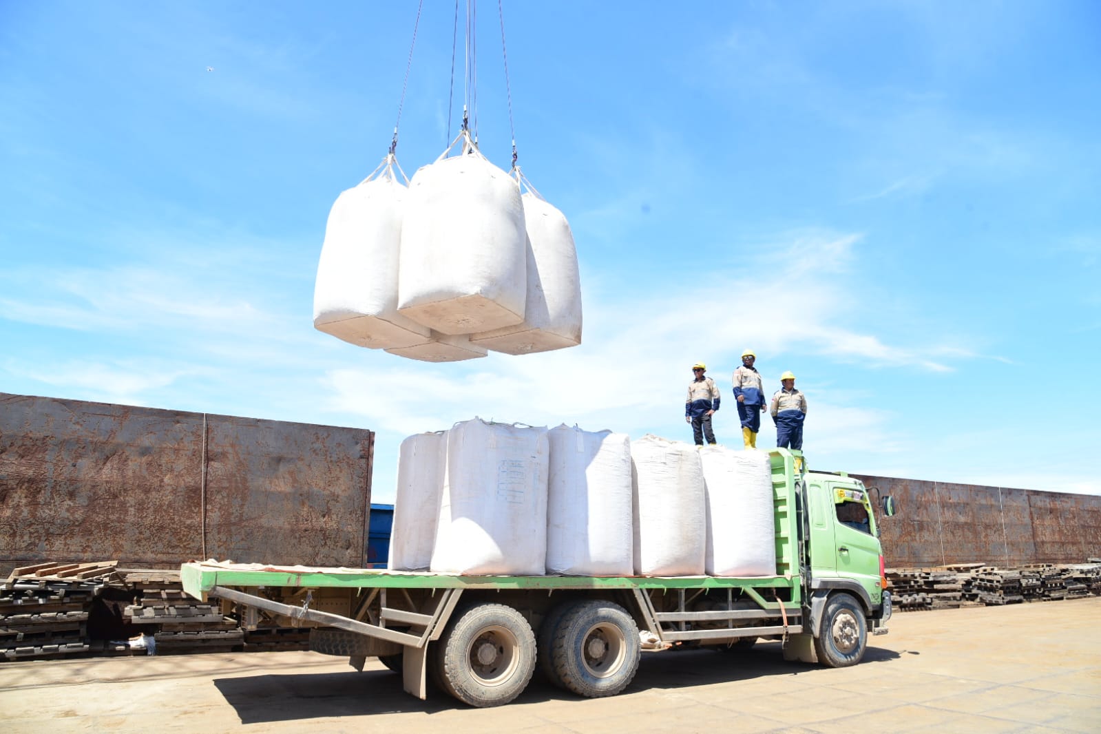Gorontalo Ekspor 10.000 Ton Kayu Pellet ke Jepang – Korsel   