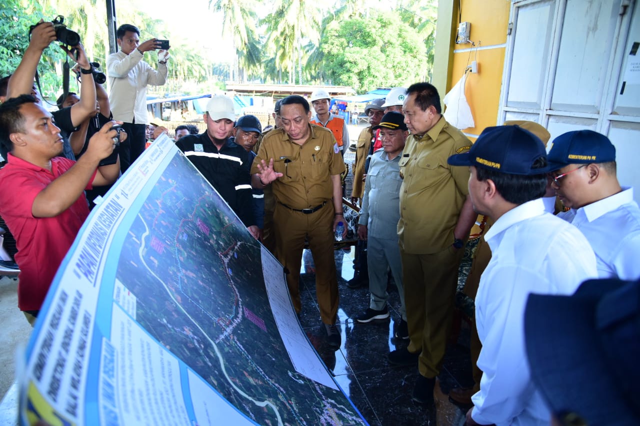 Pembangunan Saluran Sekunder Bendungan Randangan Dipacu
