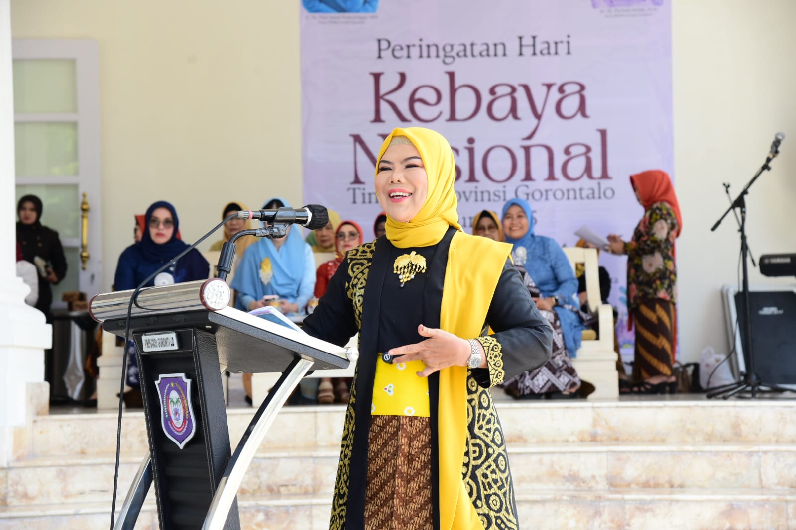  Berkebaya Adalah Wujud Cinta Perempuan pada Budaya Bangsa