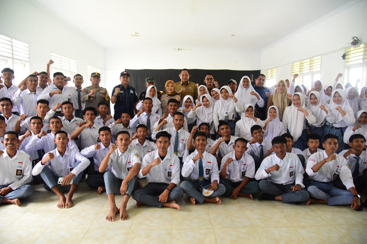  Gubernur Gorontalo Dorong Remaja Cakap Digital