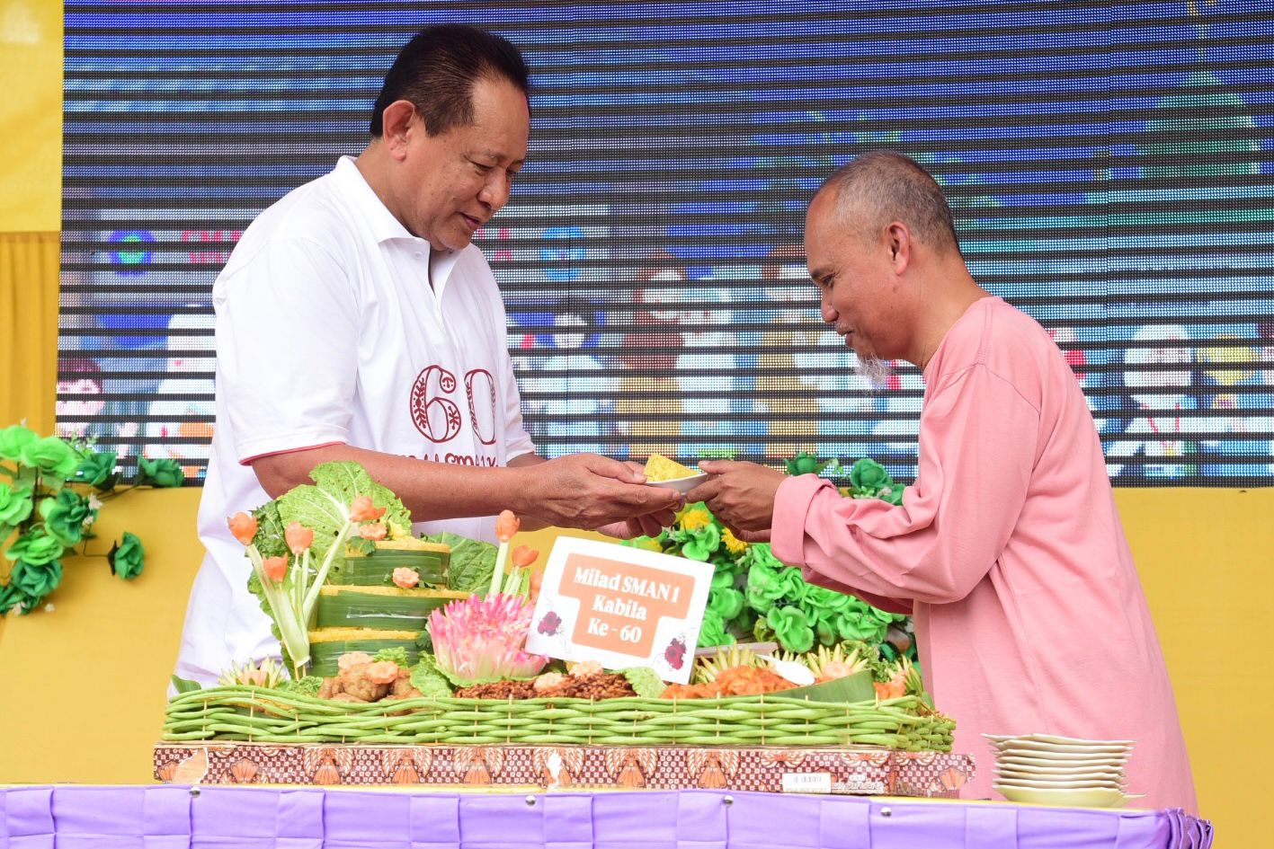 Gusnar Ajak Alumni Smankab Rancang Masa Depan