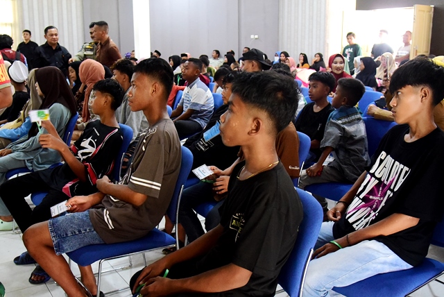 Orang Tua Senang Anaknya Bisa Kembali Bersekolah di Sekolah Rakyat