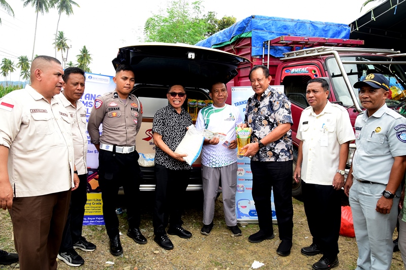 Samsat Boalemo Buka Layanan Pembayaran PKB pada Pasar Murah