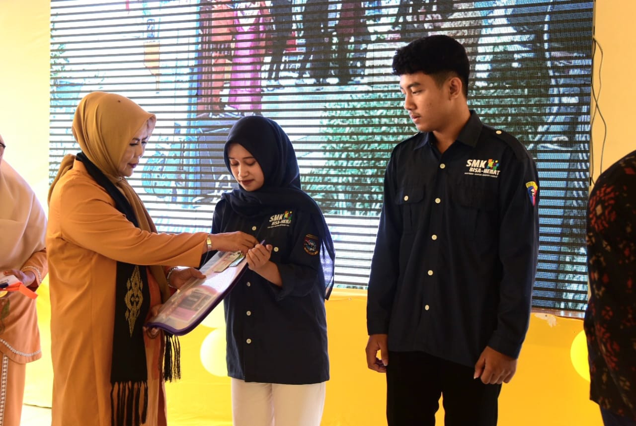  Wagub Idah Ajak Siswa SMK Bangun Mental Siap Kerja