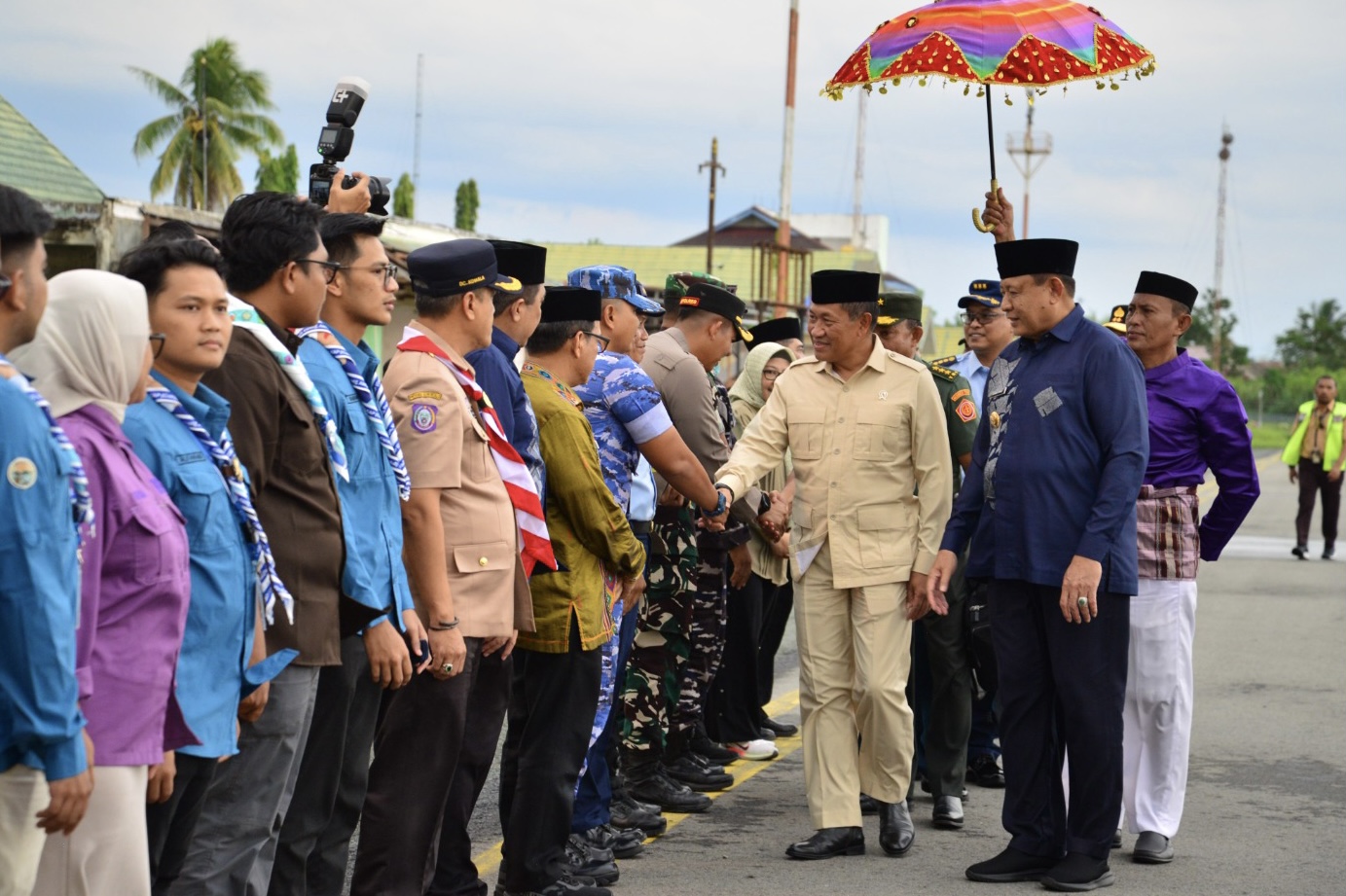 Wamenhan Donny Ermawan Disambut Adat Mopotilolo di Gorontalo