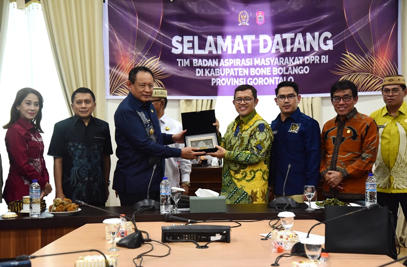  Gubernur Gusnar Dorong Percepatan Pembangunan Akses Jalan Pinogu