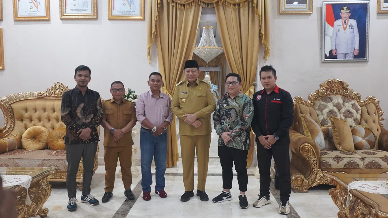  Kunjungan KAI ke Gubernur Gusnar Ismal, Silaturahmi Bernuansa Hukum dan Penguatan Sinergi Sosial