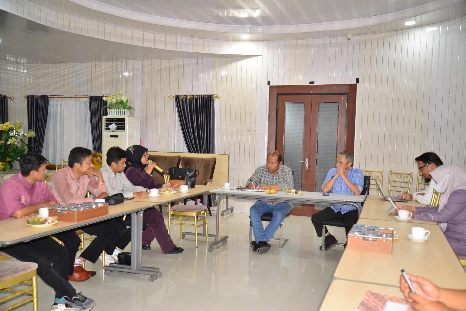  Sekdaprov Gorontalo Bahas Aspirasi Tenaga Administrasi Sekolah