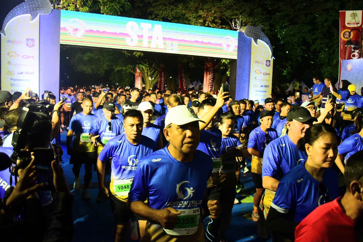  GHM 2025: Lautan Biru Penuhi Jalanan Gorontalo