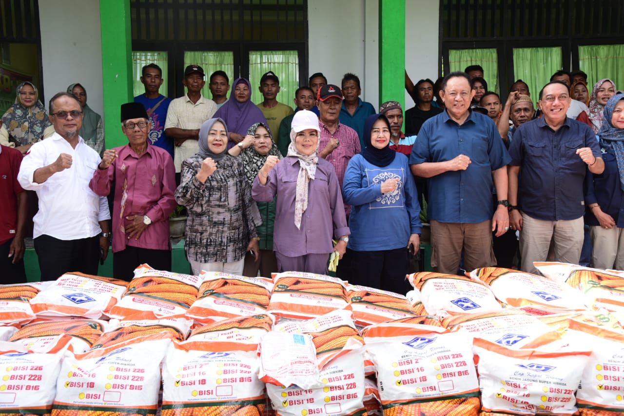  Pemprov Salurkan Bantuan Benih Jagung Rp6,4 Miliar di Kabgor