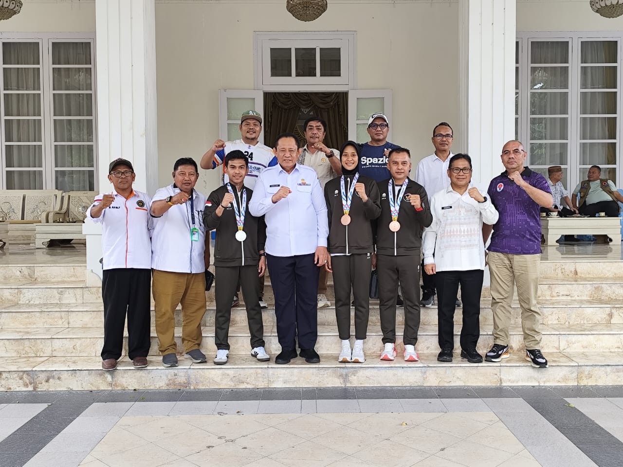  Gubernur Gusnar Sambut Atlet Gorontalo Peraih Medali Sea Games 2025   