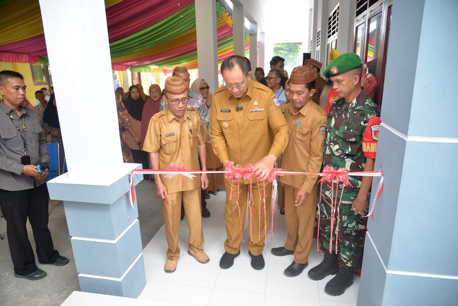  Gubernur Gorontalo Resmikan Revitalisasi Tiga SMA/SMK