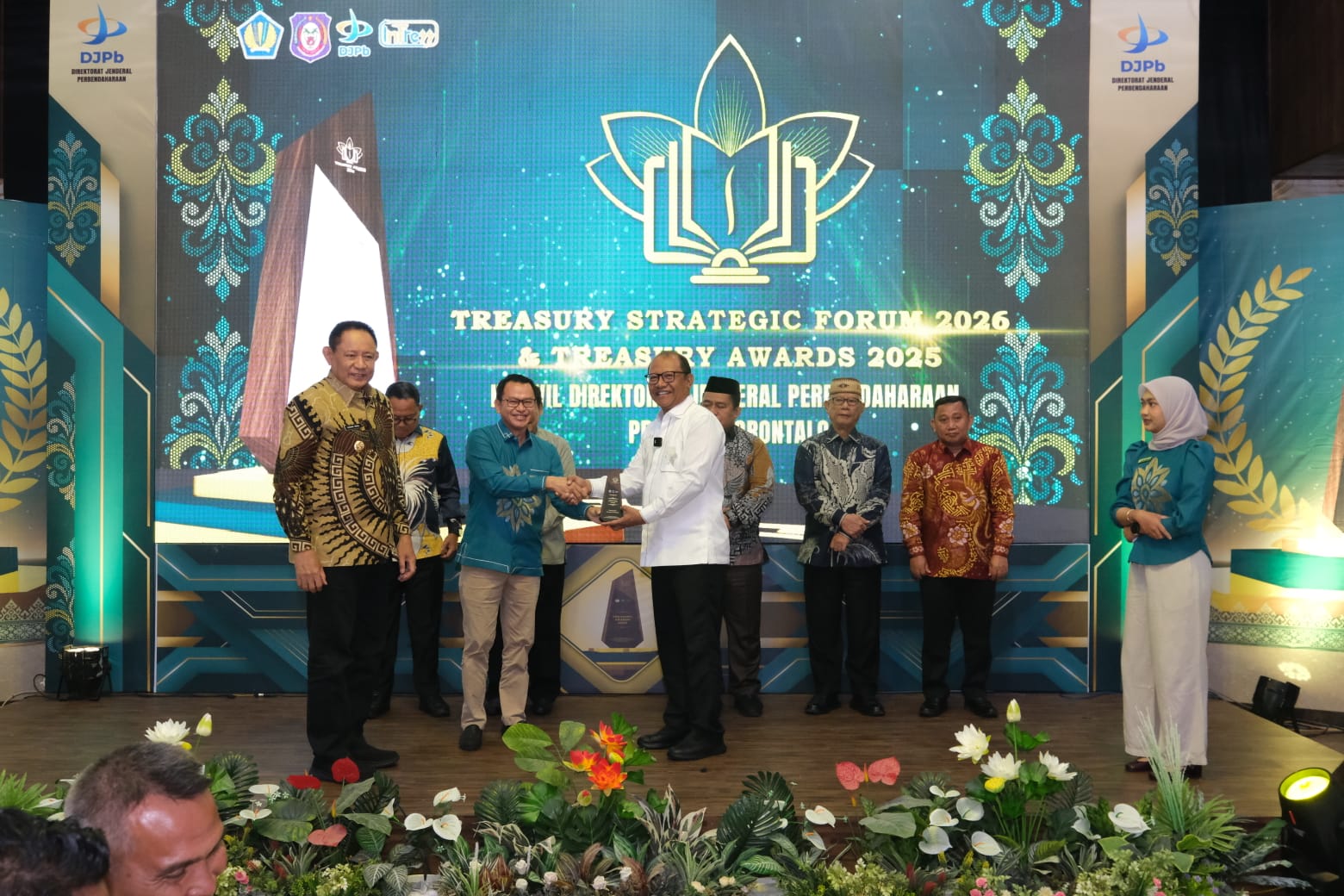  Pemprov Gorontalo Sabet Dua Penghargaan Pada Treasury Awards 2025
