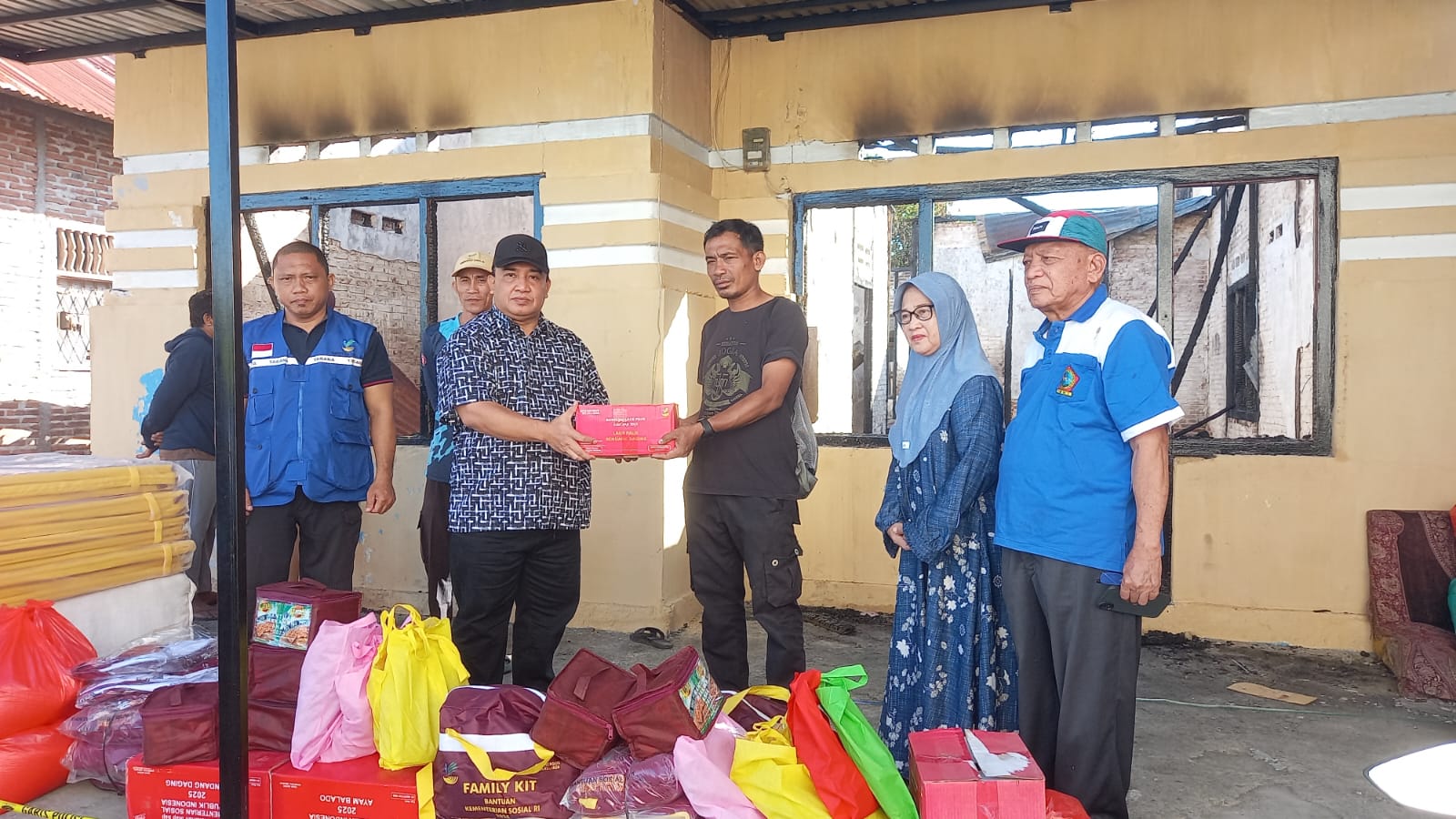  Pemprov Gorontalo Hadir Cepat Tangani Korban Kebakaran